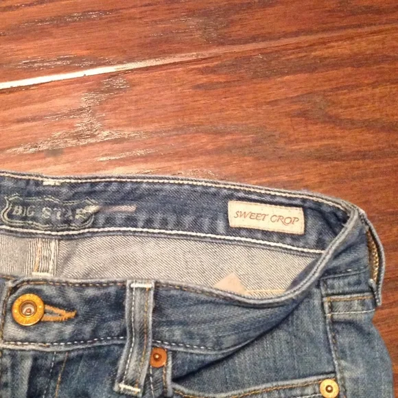 Big Star Sweet Crop Jean Capris. Size 27 - Picture 4 of 5